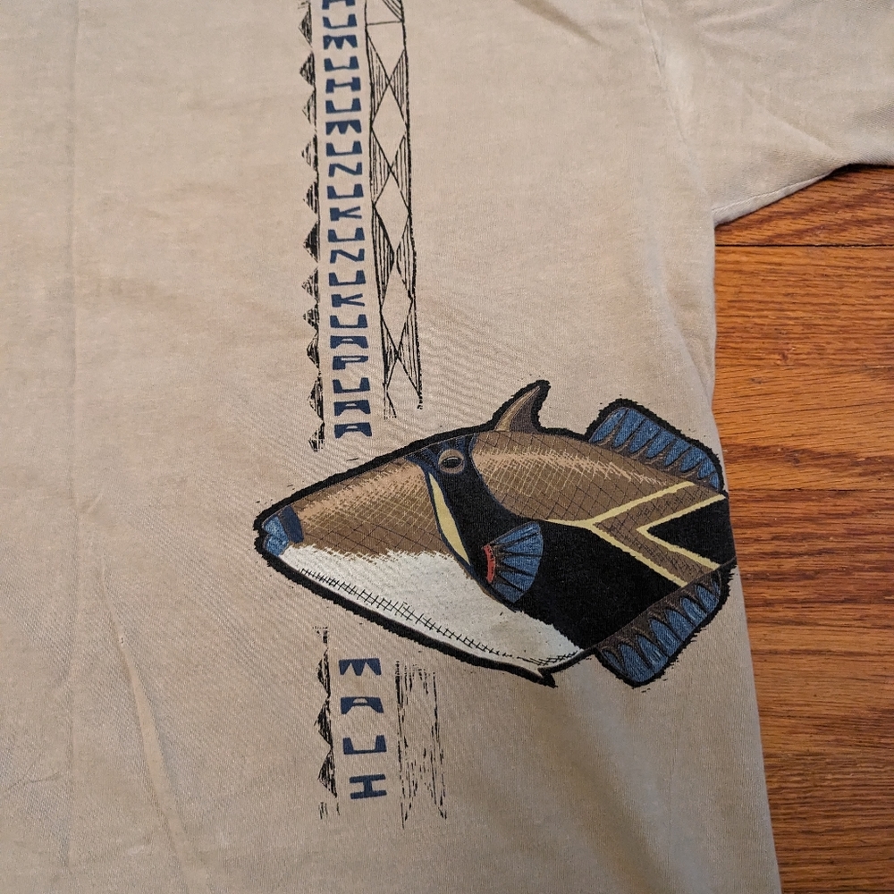 Hawaii state fish shirt humuhumunukunukuapuaʻa - Picture 2 of 5
